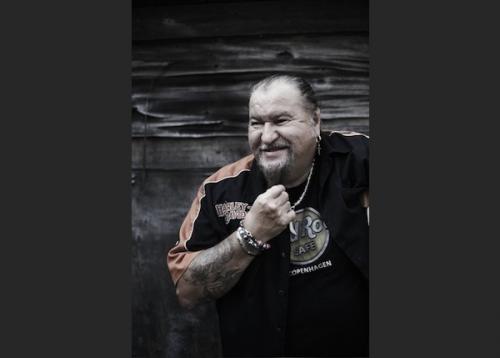 Deák Bill Gyula, ének