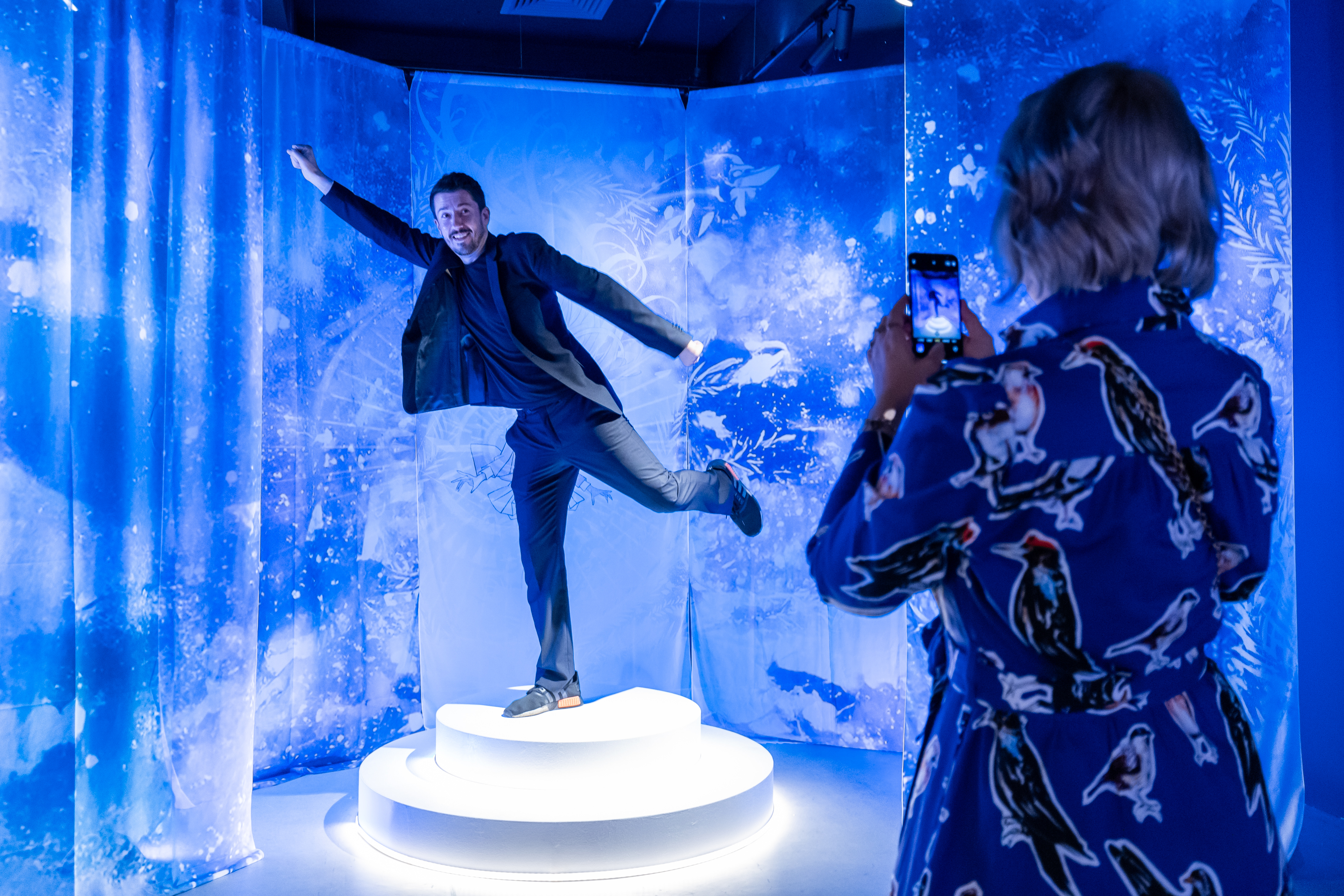 K-pop sztárok életnagyságban kép K-pop sztárok életnagyságban kép