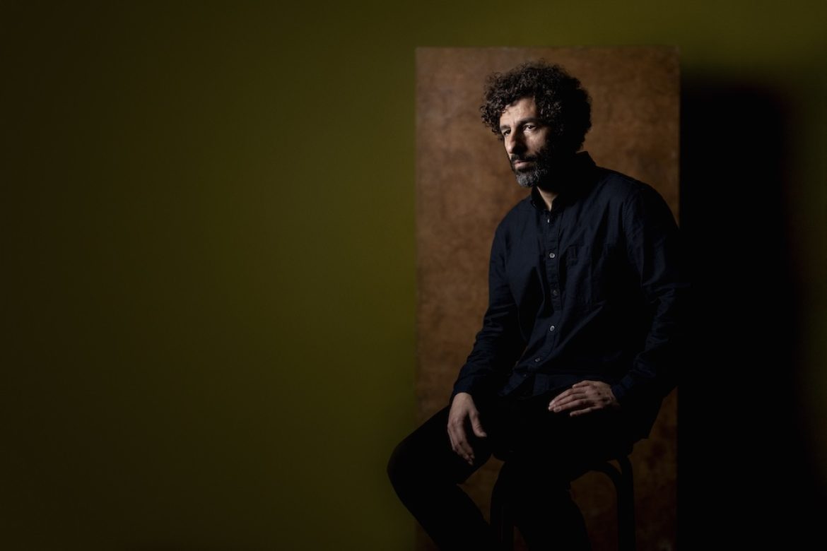 José González, ének